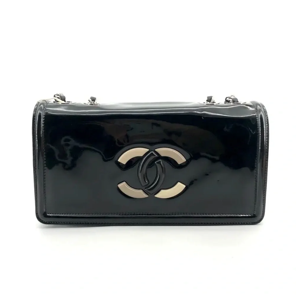 Chanel Flap Bag; Crossbody / Shoulder
